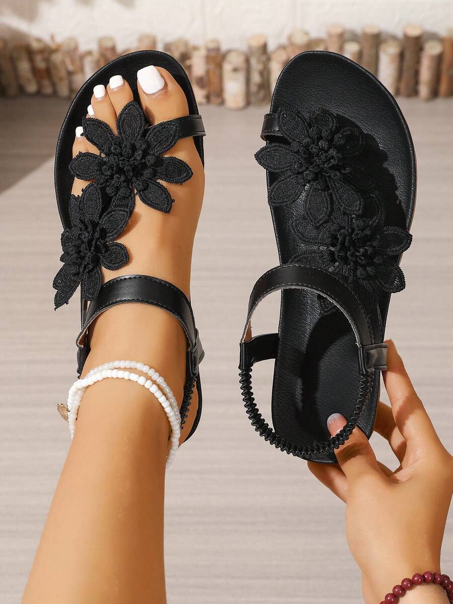 Black / 10